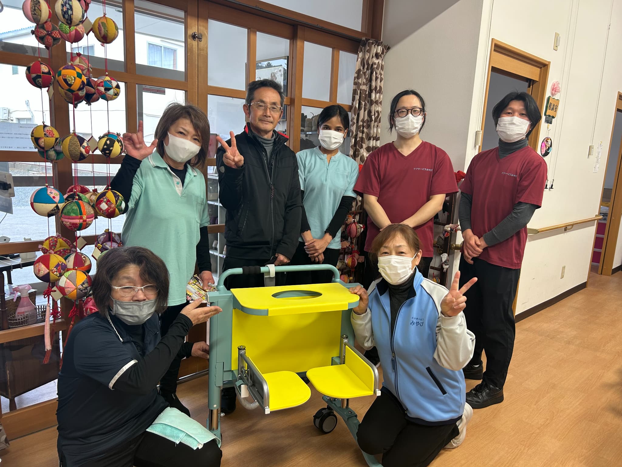 ケアサービスみやびスタッフ集合写真